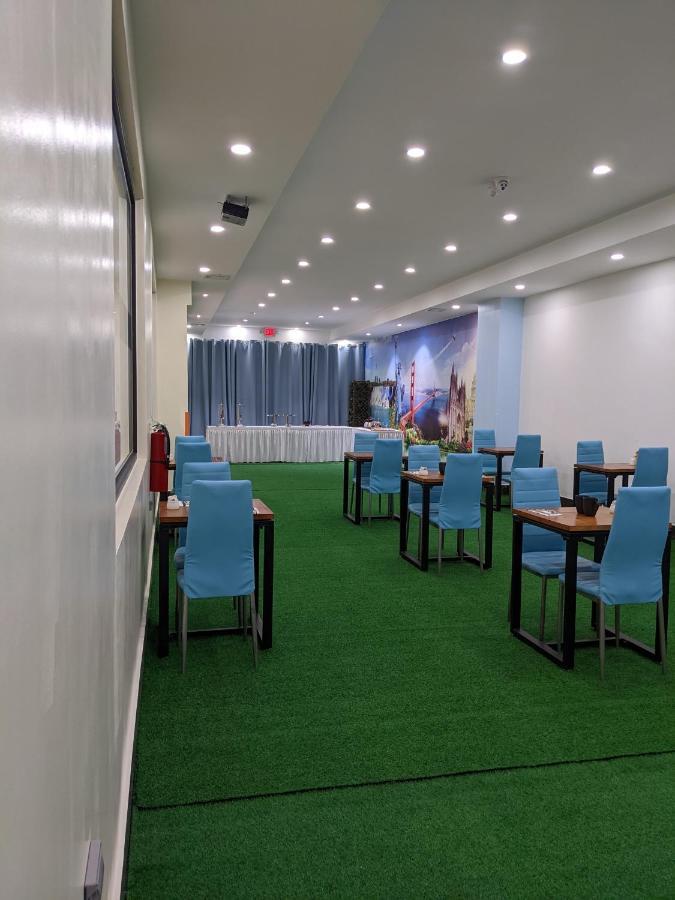 Hotel Americano Garapan Zewnętrze zdjęcie
