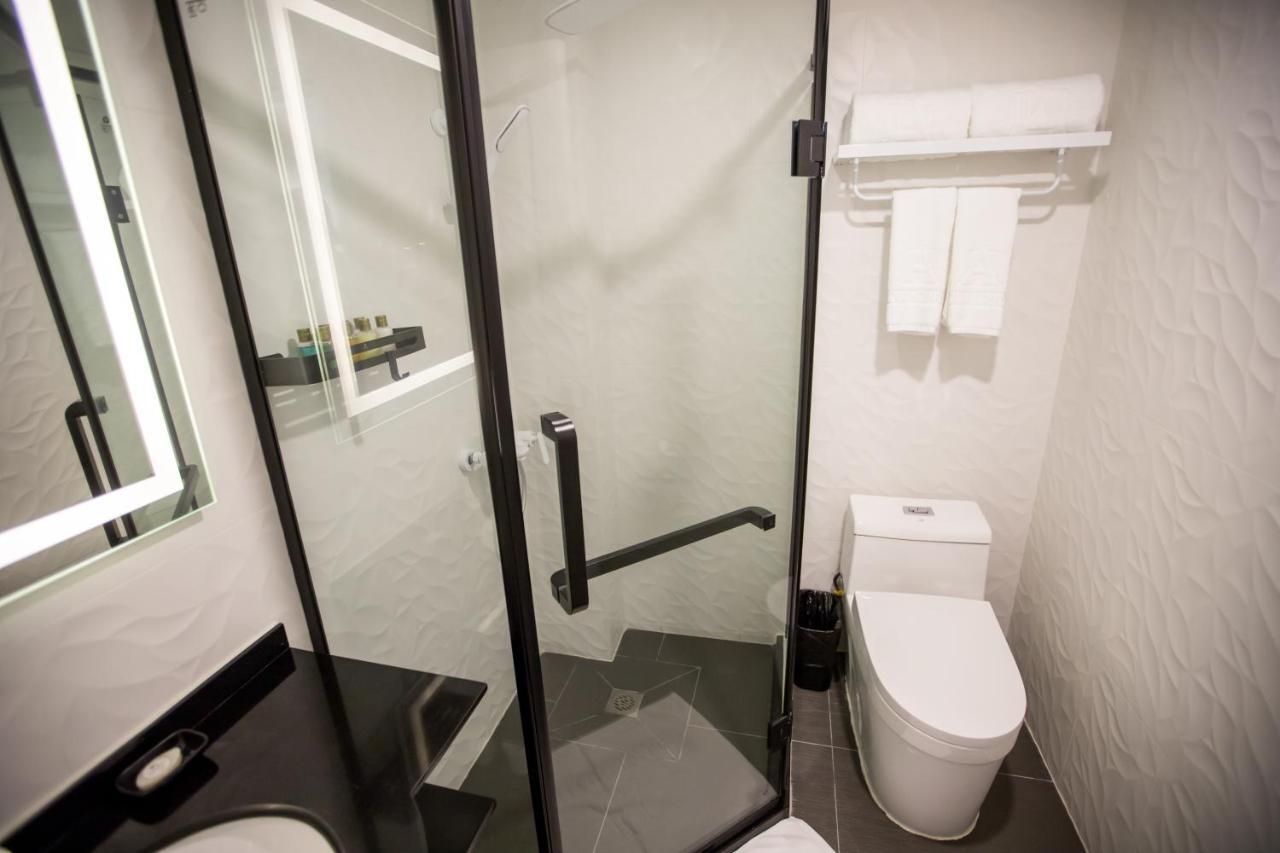 Hotel Americano Garapan Zewnętrze zdjęcie