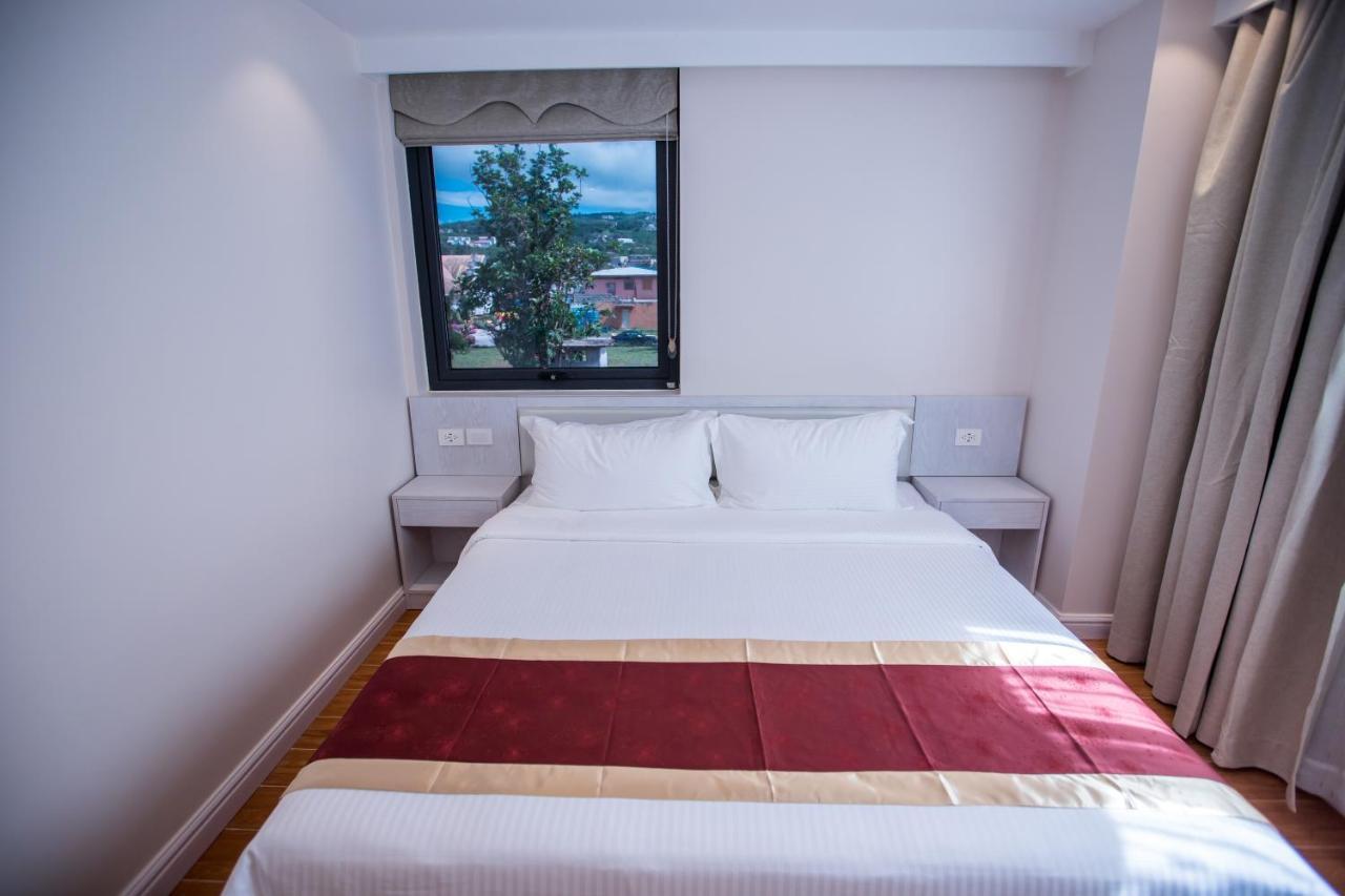 Hotel Americano Garapan Zewnętrze zdjęcie